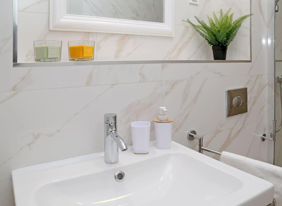 Studio Apartman Karlita Slano Dış mekan fotoğraf